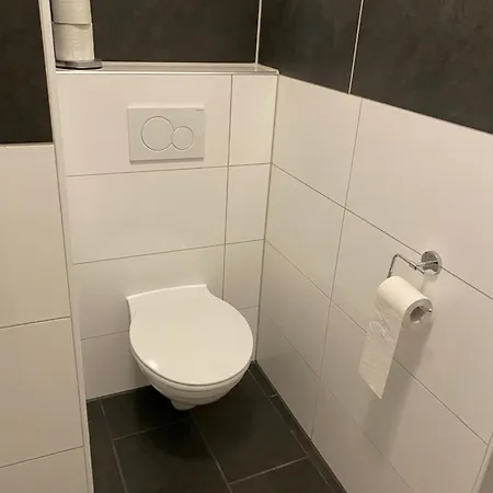 Mit 2 Schlafzimmer, Bis 4 Personen, Privatparkplatz